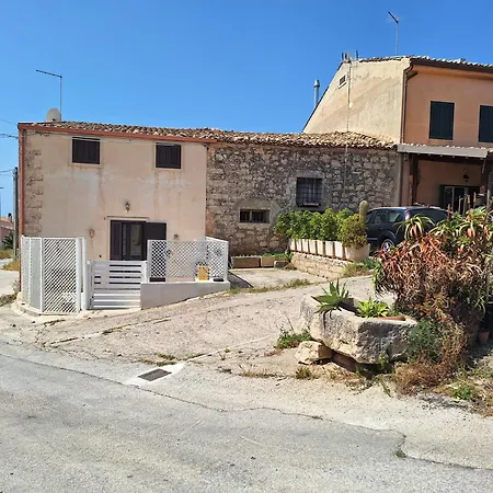 Holiday home Casa Castellana Marina di Ragusa